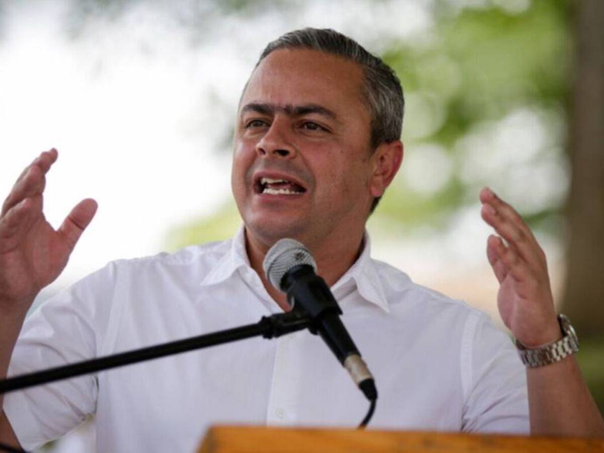 “No voy a dejar la Alcaldía de Medellín tirada”, J.C. Restrepo