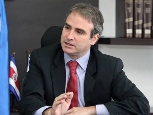 Superintendente de Industria y Comercio, Pablo Felipe Robledo.