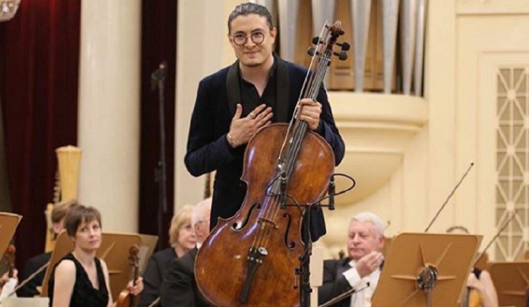 Al momento de escoger un repertorio combina las obras más comunes con obras innovadoras