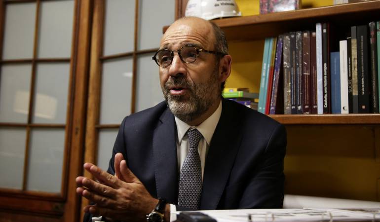 Camilo Sánchez, ministro de vivienda