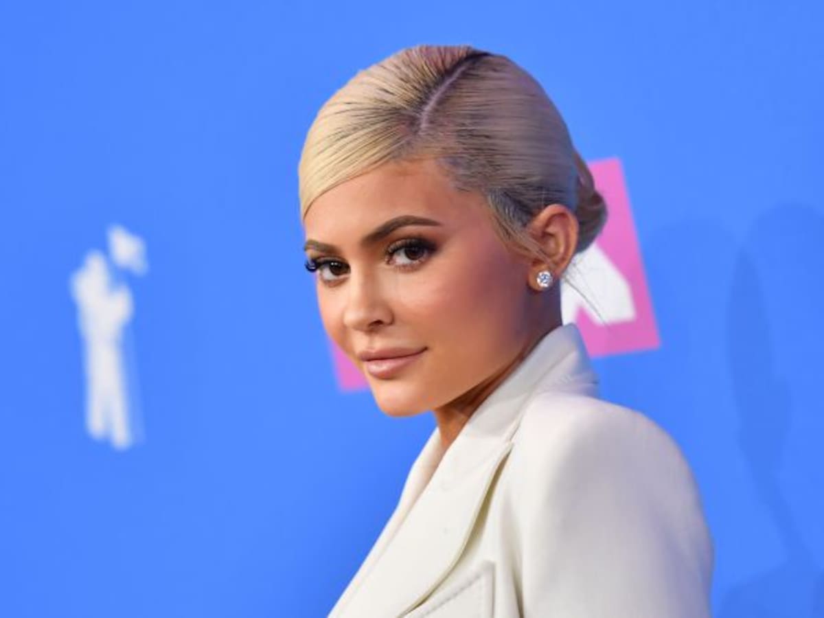 Kylie Jenner calienta las redes sociales con un sensual disfraz