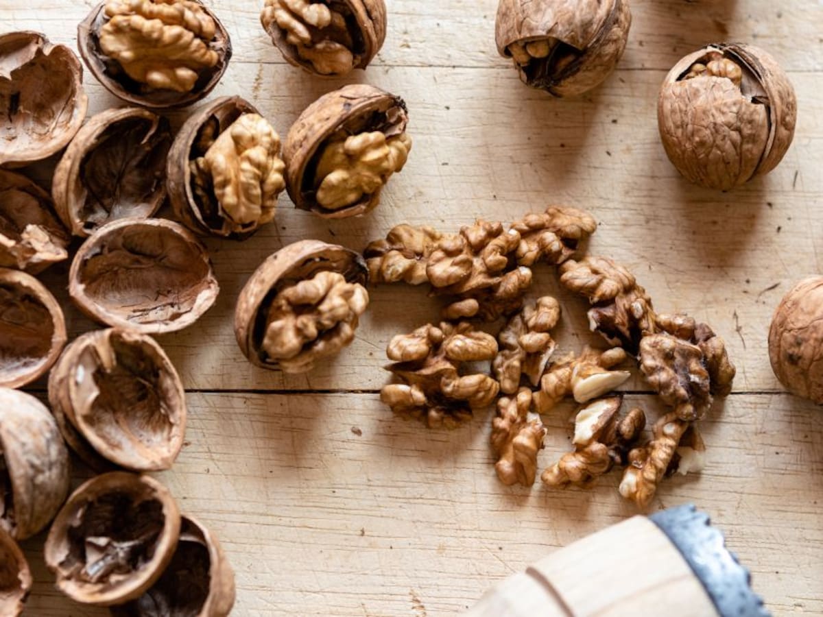 Colesterol: Este fruto seco ayuda a regularlo en su cuerpo