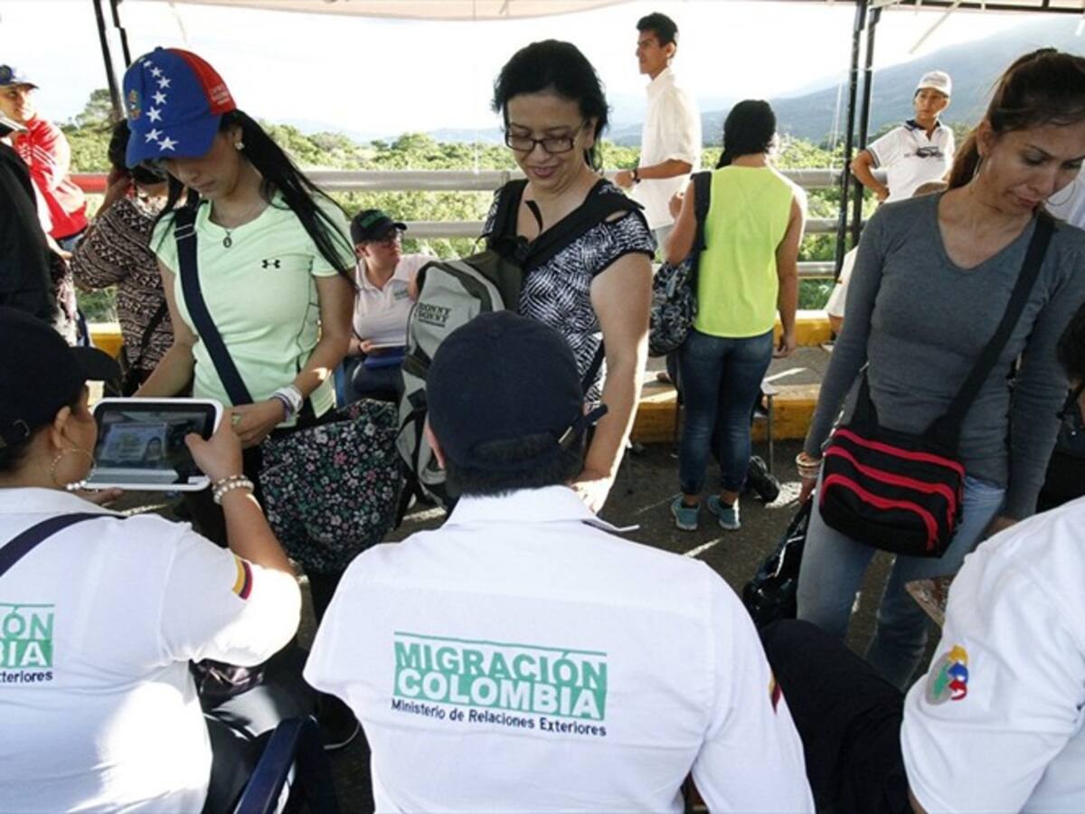 Reapertura de la frontera con Venezuela tendrá solo paso peatonal