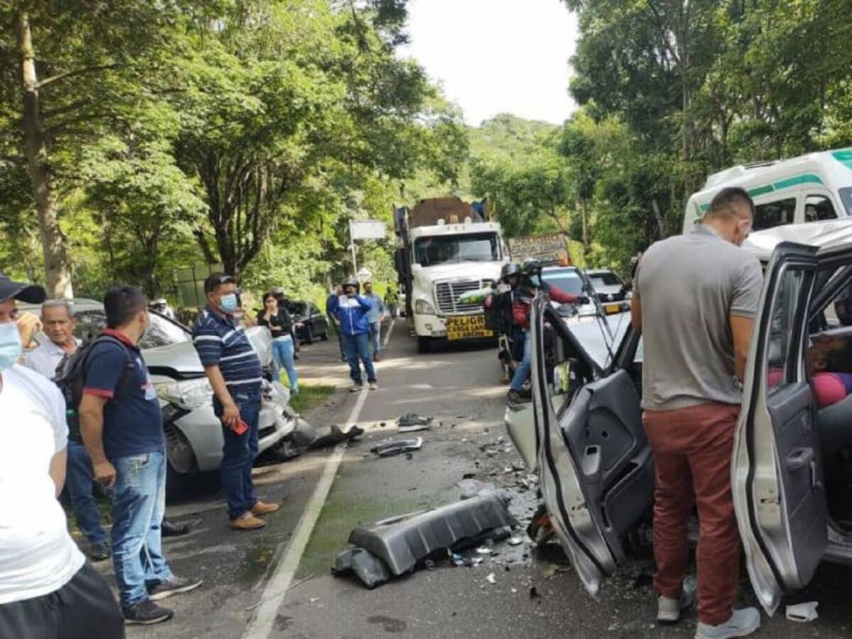 Tres heridos tras accidente en la vía a San Gil