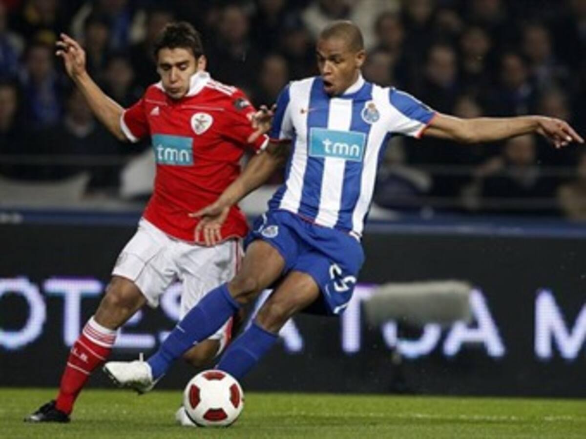 Con James Rodríguez y Freddy Guarín, Porto cayó 2-0 ante Benfica