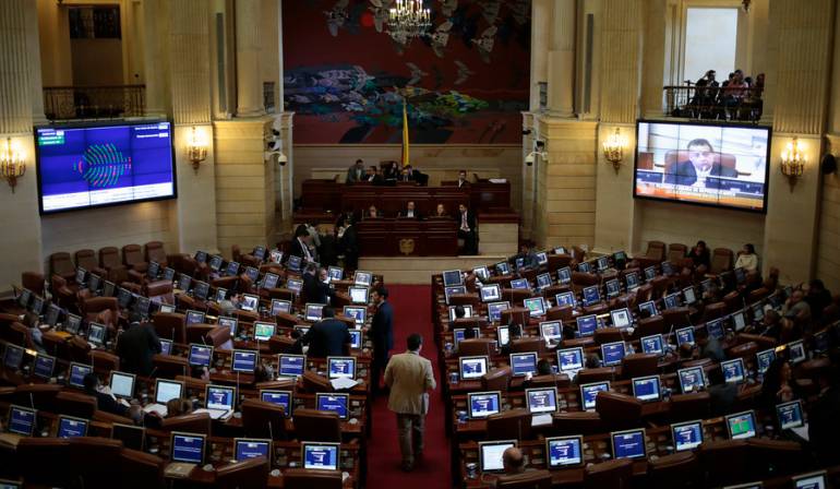Congreso en votación.