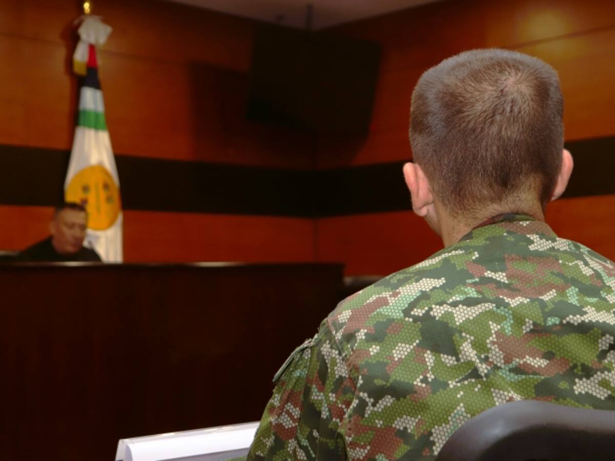 Exsoldado enfrenta cárcel por violar deber como centinela y hurto de armas