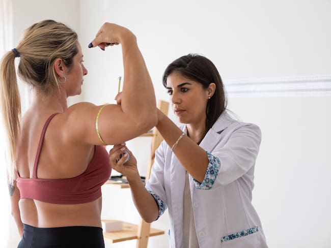 Lo que sí y lo que no debe hacer para aumentar masa muscular - Getty Images