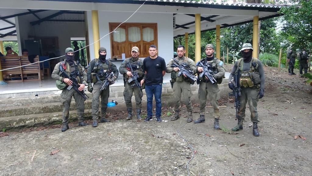 La Policía Nacional capturó al jefe de exportaciones de cocaína del Clan del Golfo (Foto: Tomada de la cuenta de X del presidente Gustavo Petro)