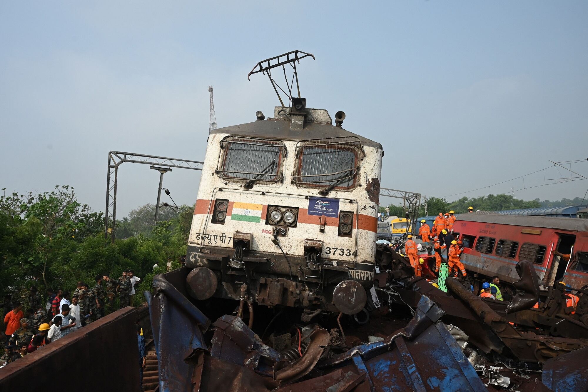 Choque de trenes en India. (Photo by DIBYANGSHU SARKAR/AFP via Getty Images)