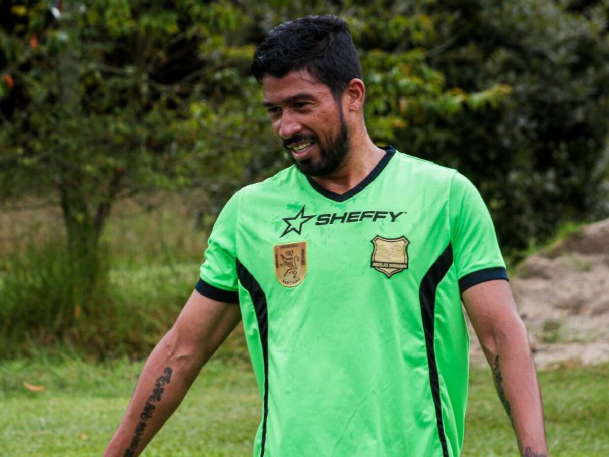 Marrugo: “Me buscaron del DIM, pero voy a respetar mi contrato con Águilas”