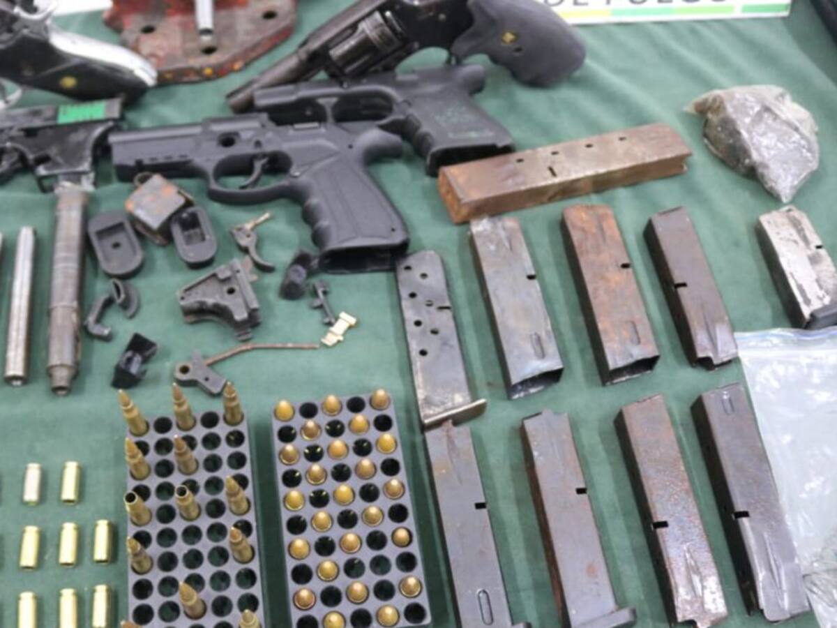 Desmantelan fábrica de armas de fuego