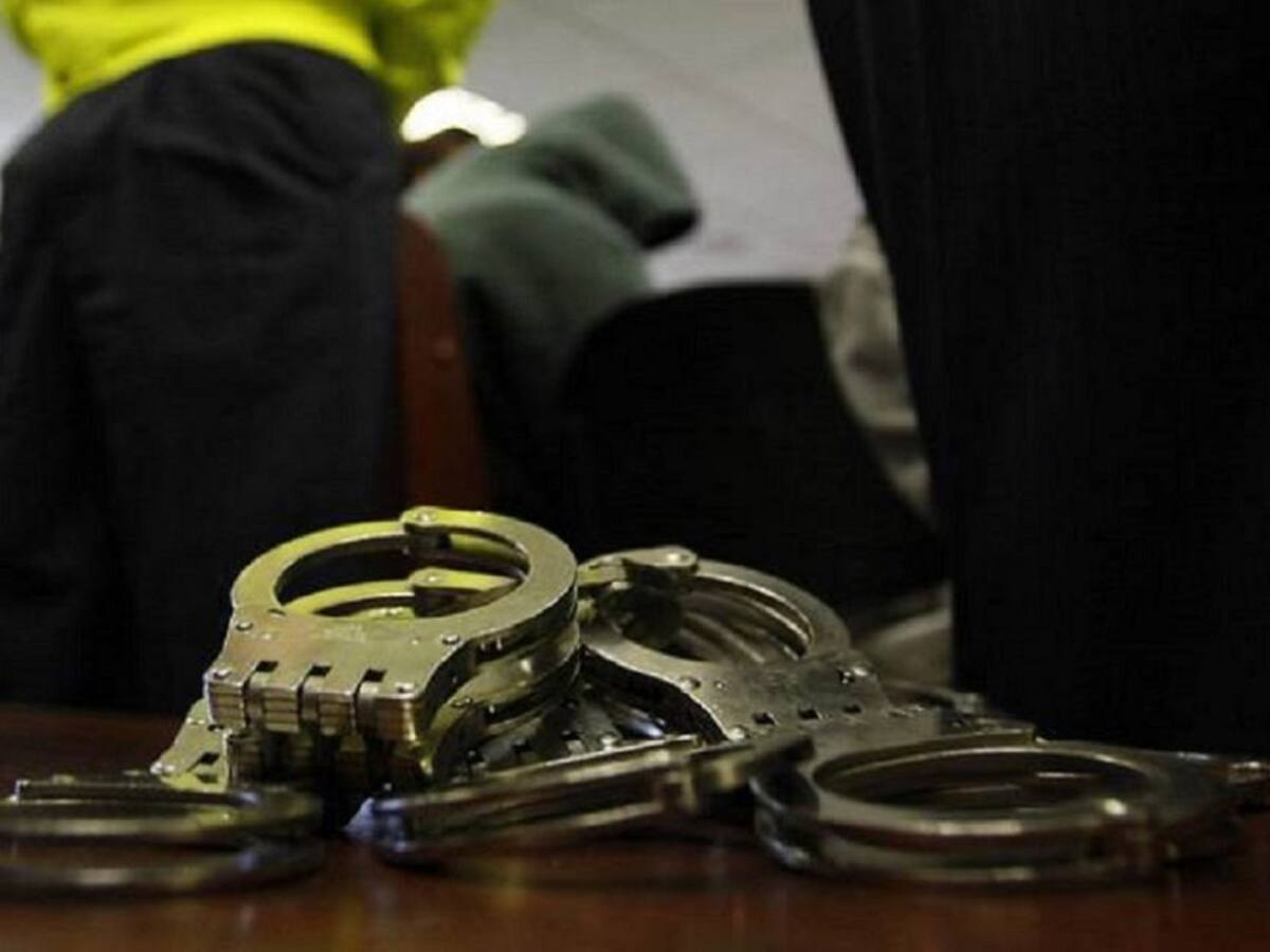 Capturados por ofrecer dinero a la Policía para evitar una requisa