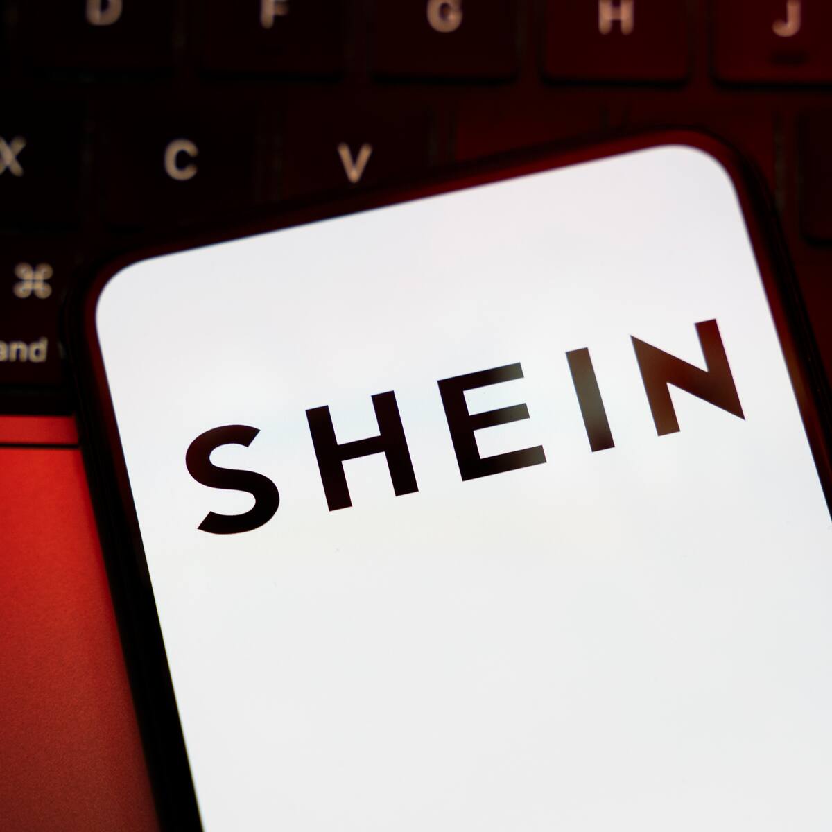 Bruselas abre investigación a Shein por su diseño “adictivo” y venta de productos ilegales