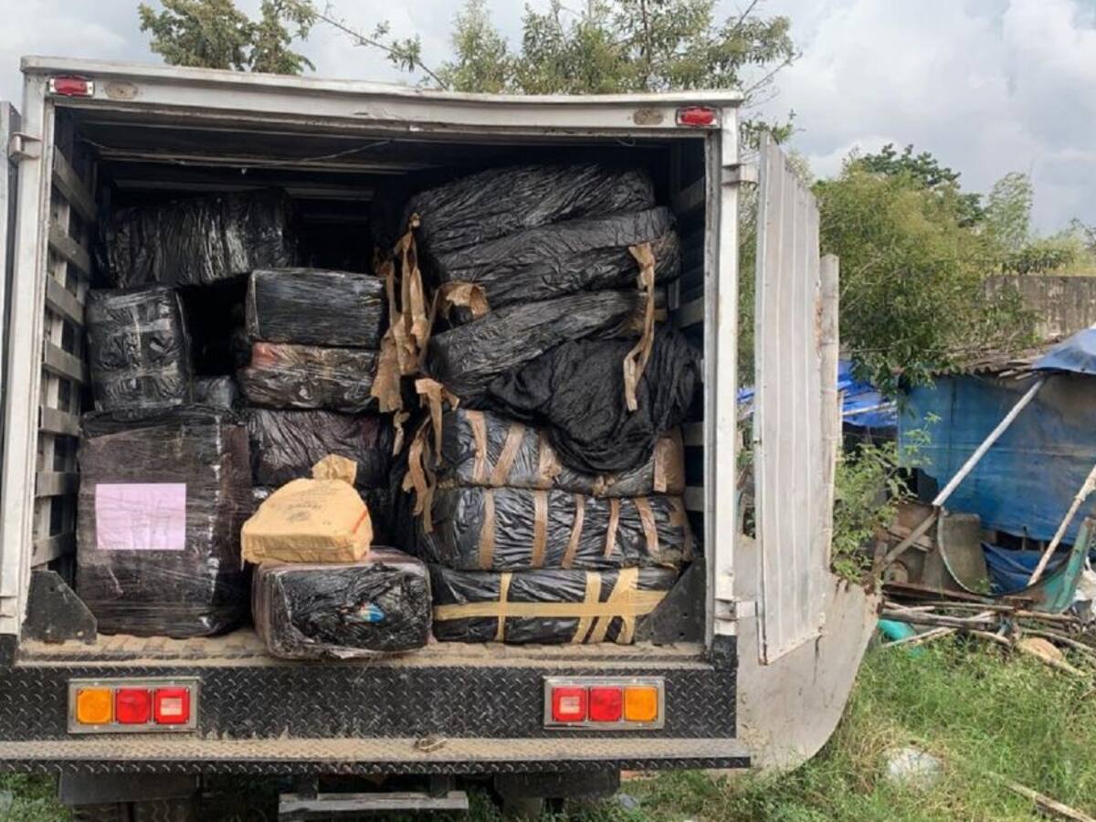 Hallán 3 toneladas de marihuana en tractocamión en Palmira, Valle