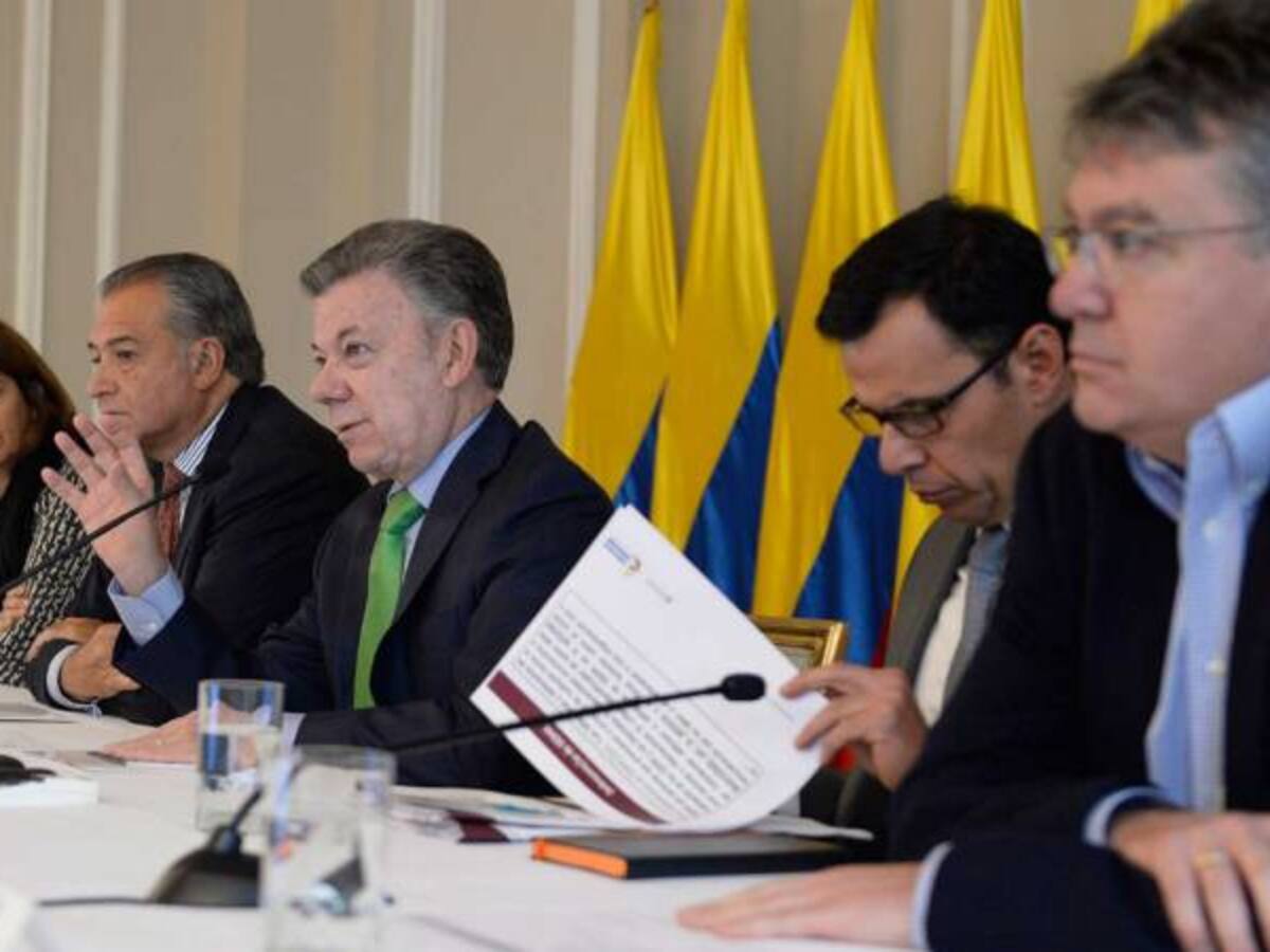 “Que no vengan a decir los detractores que la paz está fracasando”: Santos