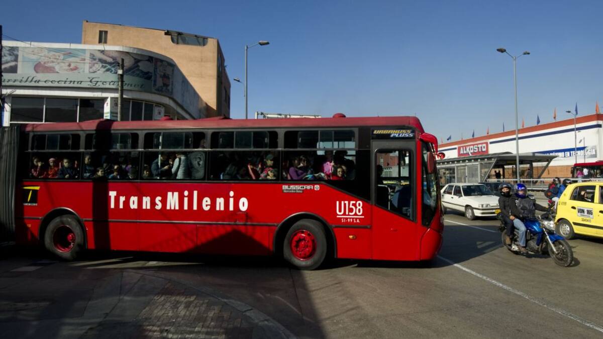 Trabajo sí hay: Vacantes para trabajar con Audifarma y TransMilenio