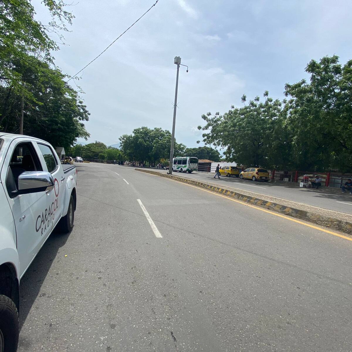 Conductores de taxis en frontera piden acabar los cierres en puentes binacionales