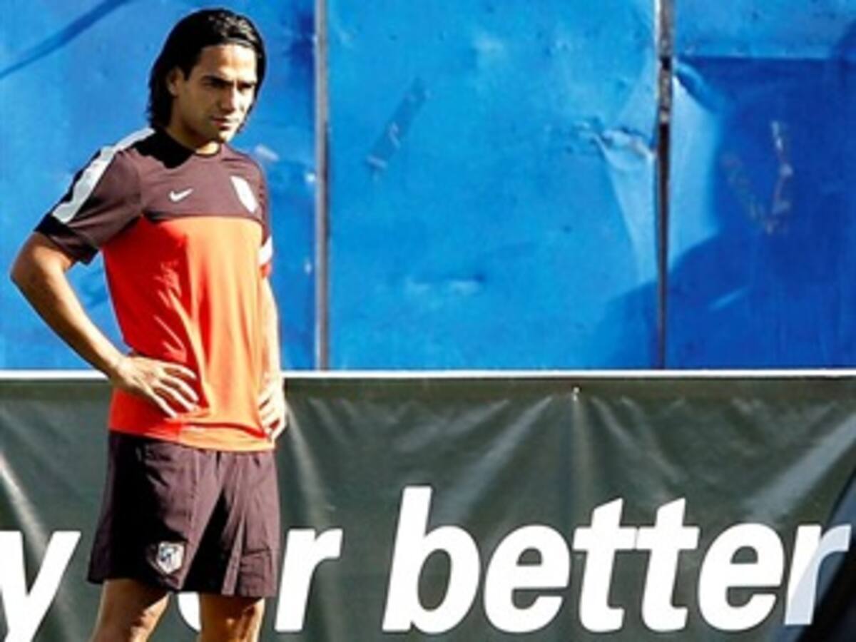 Simeone sigue esperando recuperación de Falcao para el juego ante Barcelona