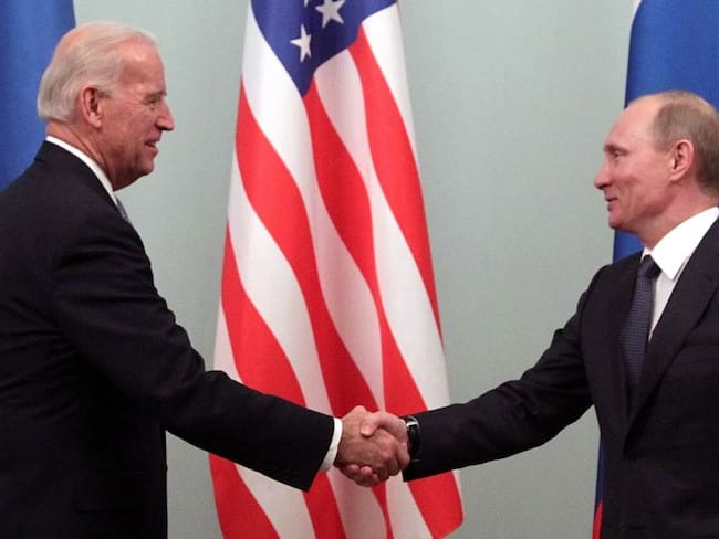 Putin felicita a Biden y dice estar dispuesto a &quot;colaborar&quot; con él