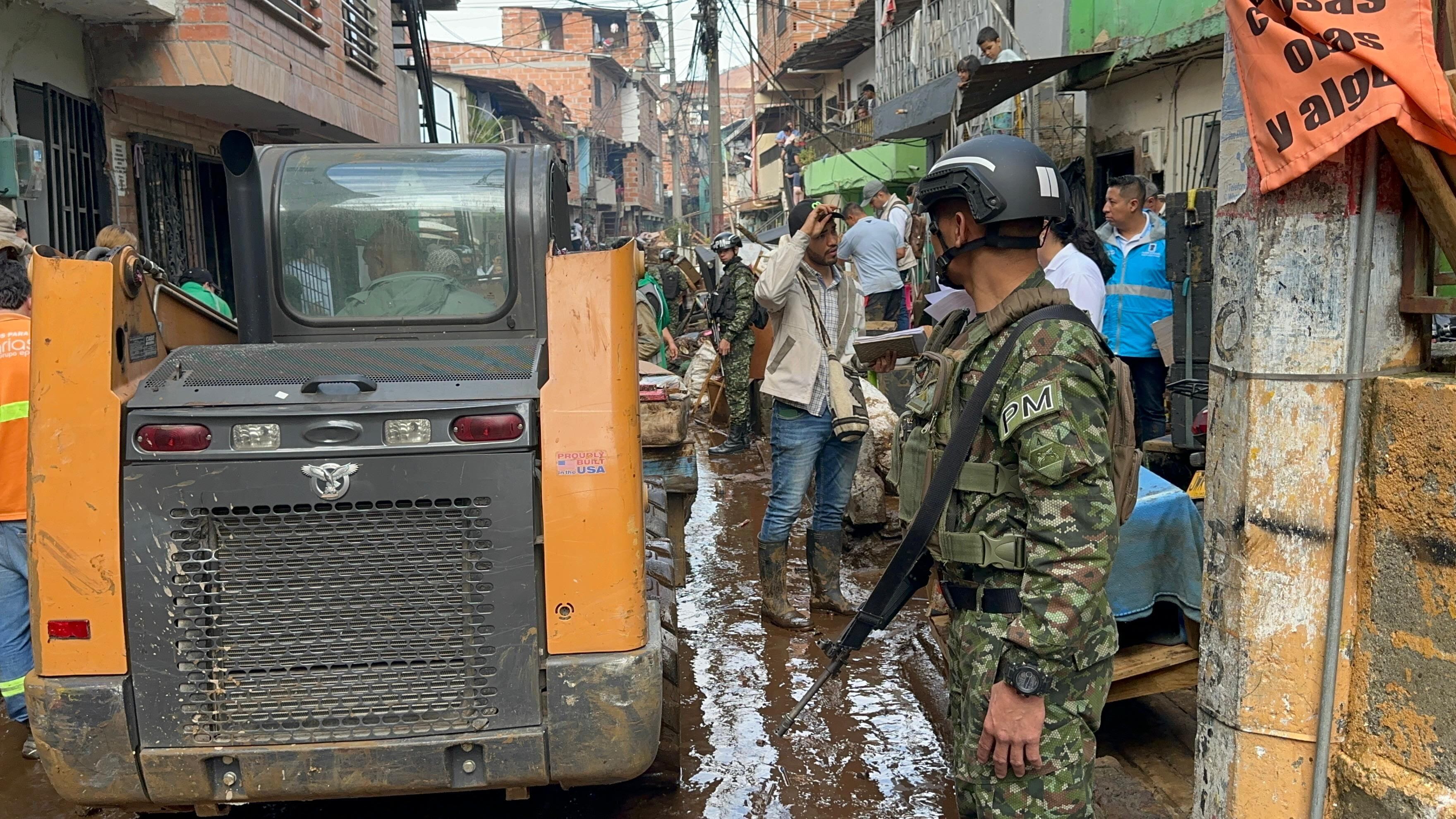 Las más de 300 familias afectadas están siendo atendidas por la Alcaldía Distrital. Foto: Alcaldía de Medellín.