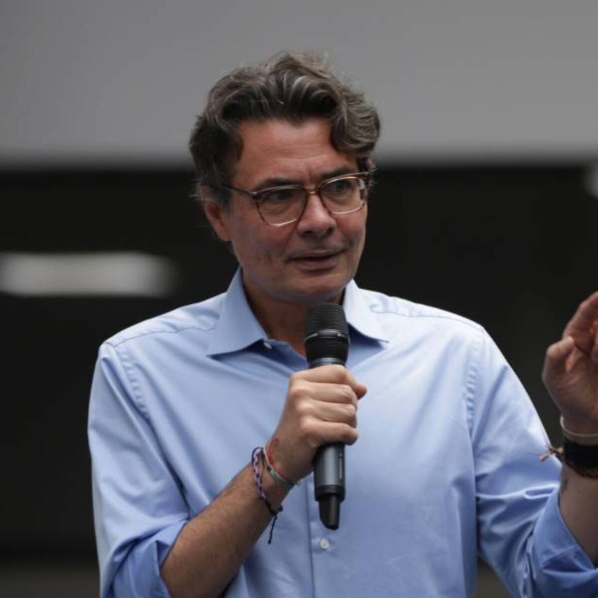 Alejandro Gaviria revela que tiene COVID-19