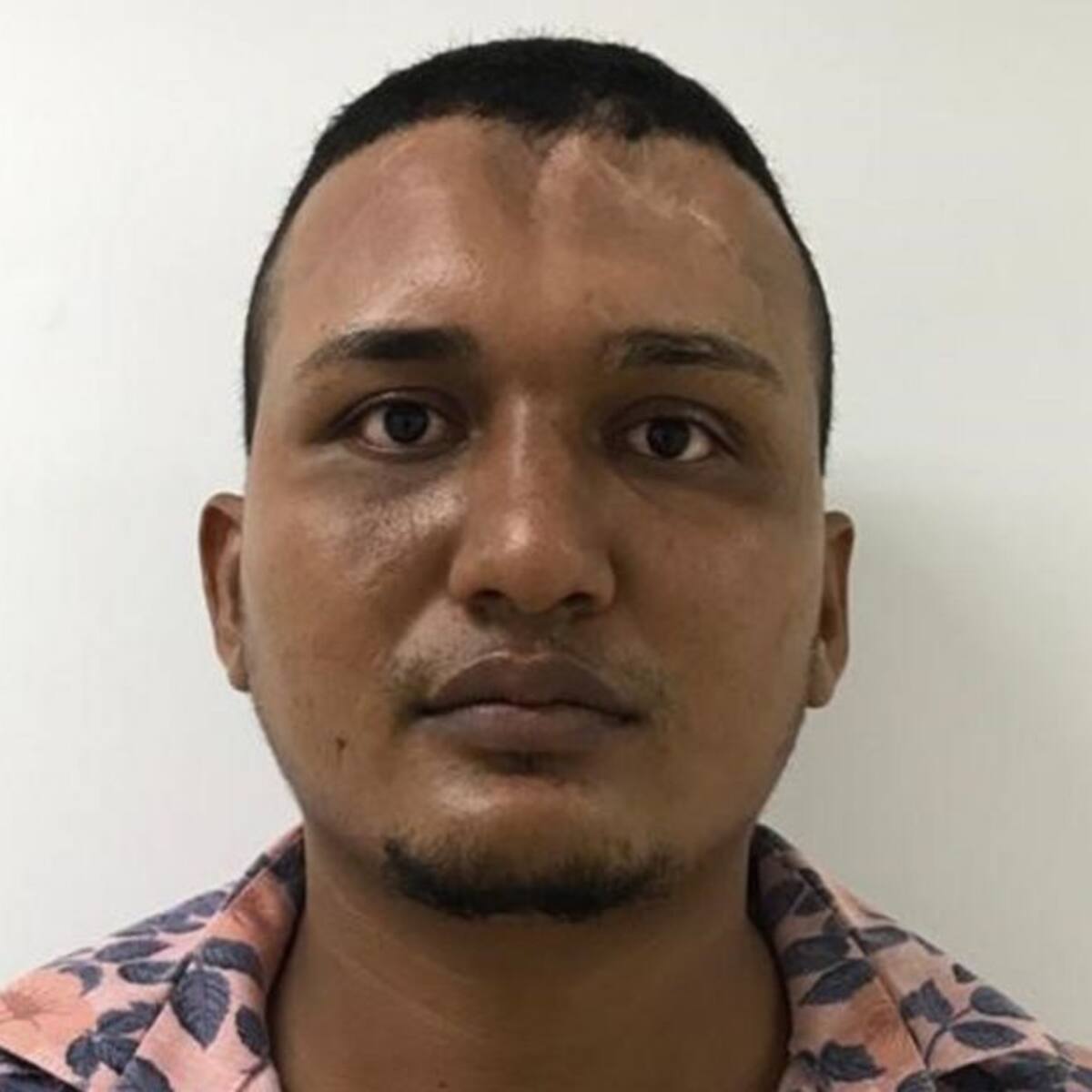 Se entrega a la Policía alias Tres perras, presunto sicario del Magdalena