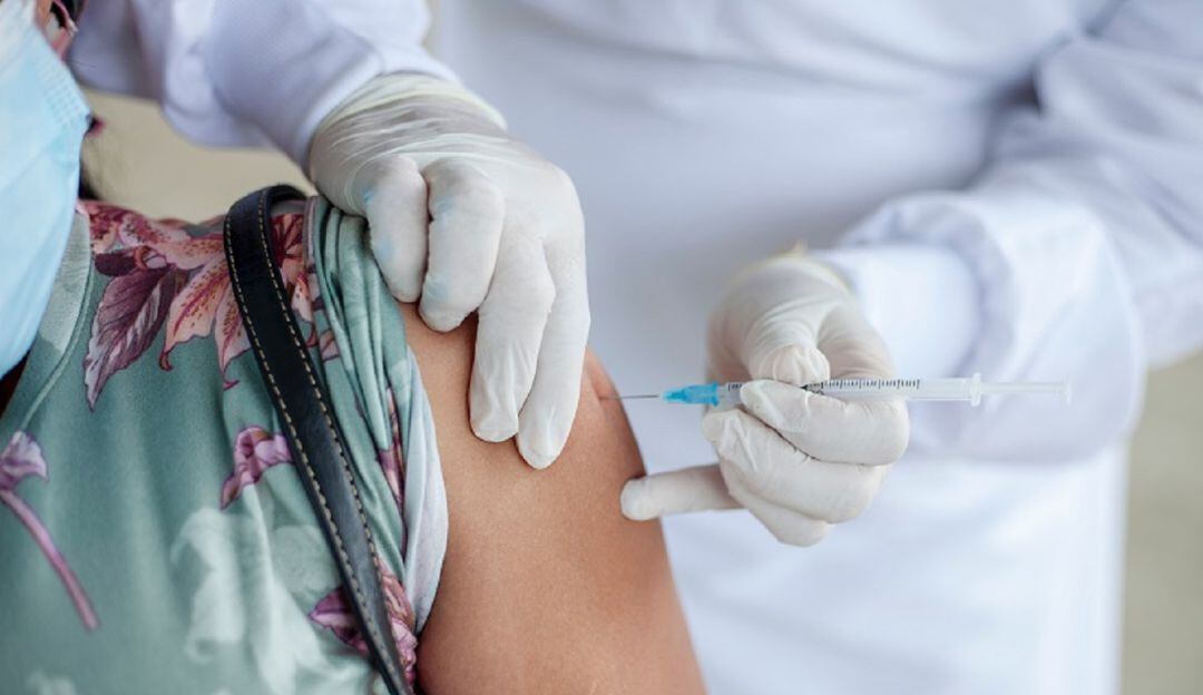 Autoridades se alistan para aplicación de la tercera dosis del COVID-19