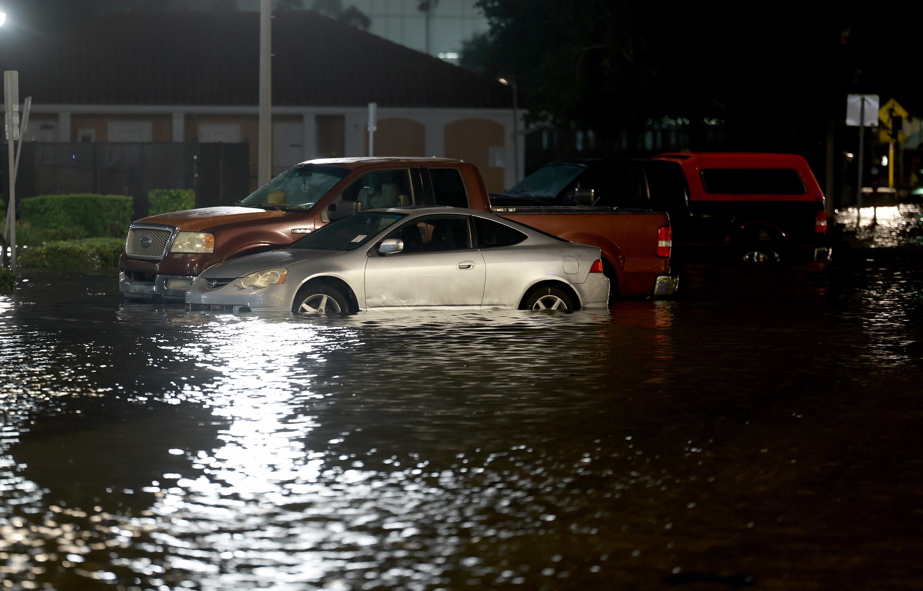 Aumento del nivel del mar en la Florida producto de la llegada del huracán Idalia (categoría 4). 
(Foto:    Joe Raedle/Getty Images)