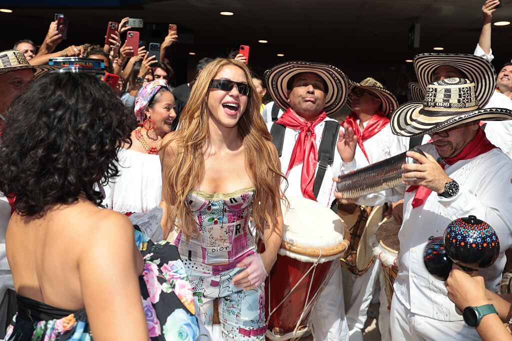 MADRID, SPAIN - SEPTEMBER 14:  The singer Shakira on her arrival at Adolfo Suarez Madrid-Barajas Airport on 14 September 2026, in Madrid, Spain. The Colombian artist has arrived in Madrid to begin a stay of almost a month, with 12 concerts scheduled at the ‘Shakira Stadium’, built at the Iberdrola Music venue in Villaverde, which has a capacity of over 50,000 people. The concerts in Madrid are the only European stop on her ‘Las Mujeres Ya no Lloran World Tour’. Macondo Park has also been built around the stadium – a temporary ‘city’ covering 150,000 square metres that will be open from 12 noon until midnight. (Photo By Jose Ramon Hernando/Europa Press via Getty Images)