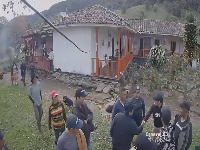 Dos fincas de ganaderos fueron invadidas en la Plata y la Argentina Huila