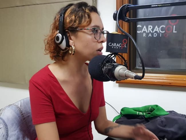Avalancha de mujeres que cantan las injusticias: Camila Gracia,grupo Yukasa