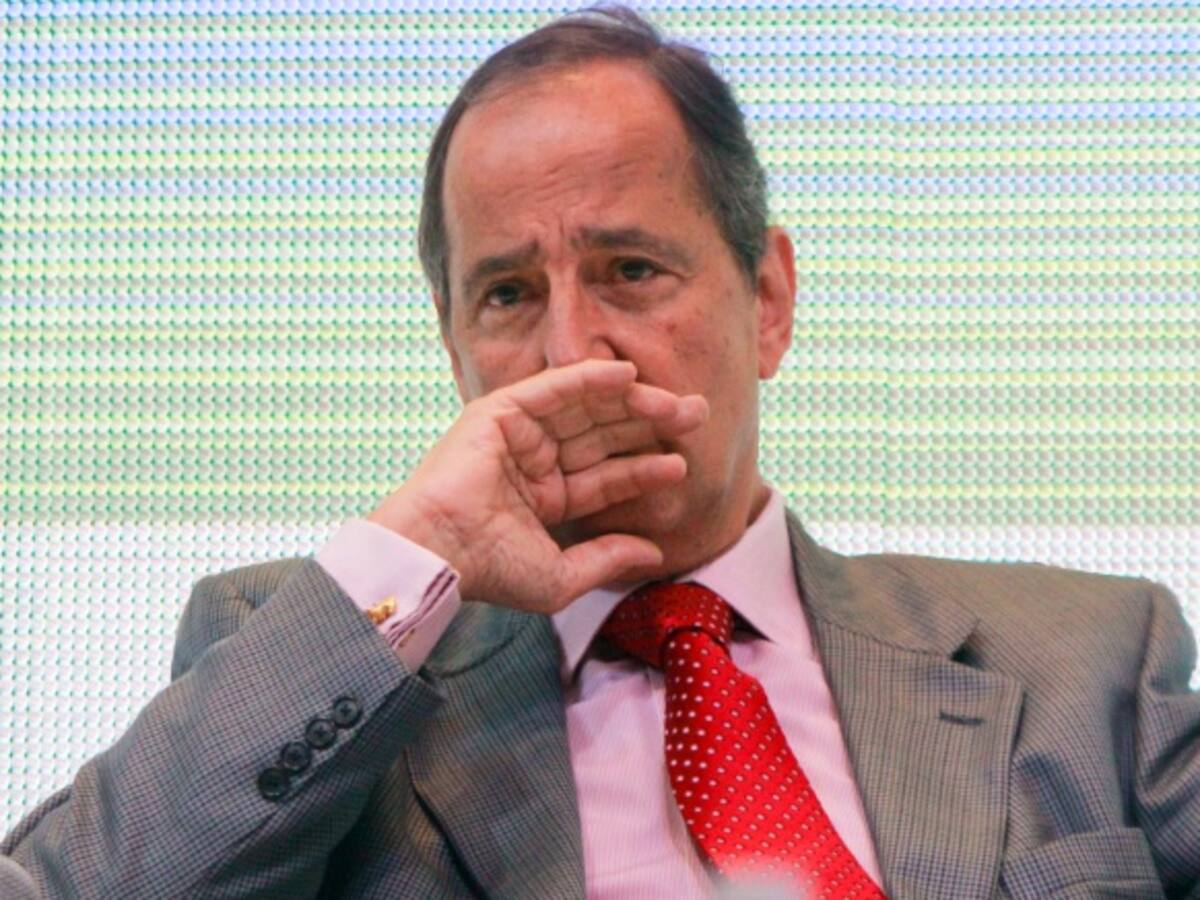 Juan Camilo Restrepo cuestiona asesinato de dos ganaderos en Arauca