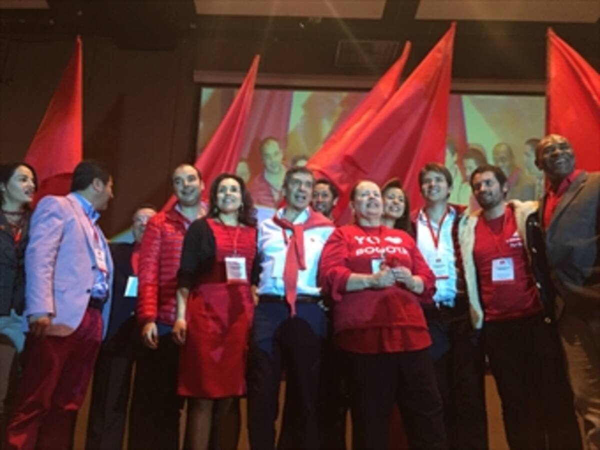 Liberales entregaron su respaldo total a candidatura de Pardo