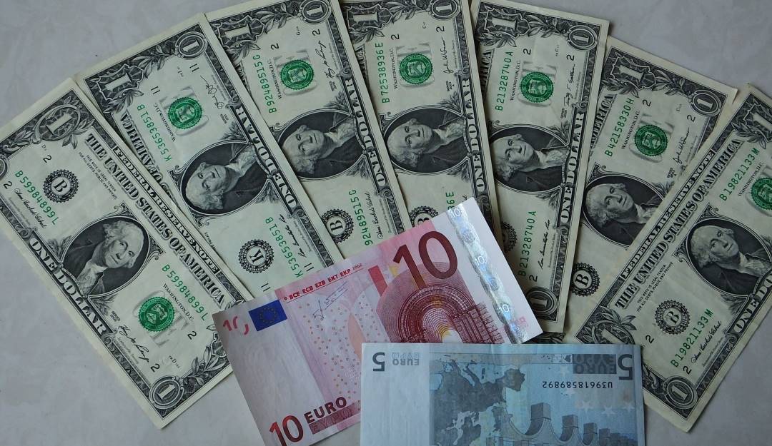Comparación del euro frente al dólar. Foto: Getty