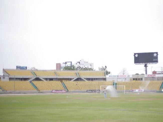 IDER realiza mantenimiento del estadio Jaime Morón en Cartagena