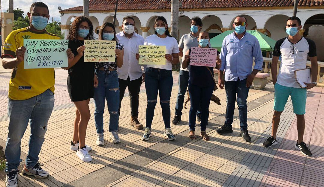 El mandatario hizo referencia a que: “Los turbaqueros solo pueden ser choferes y celadores”