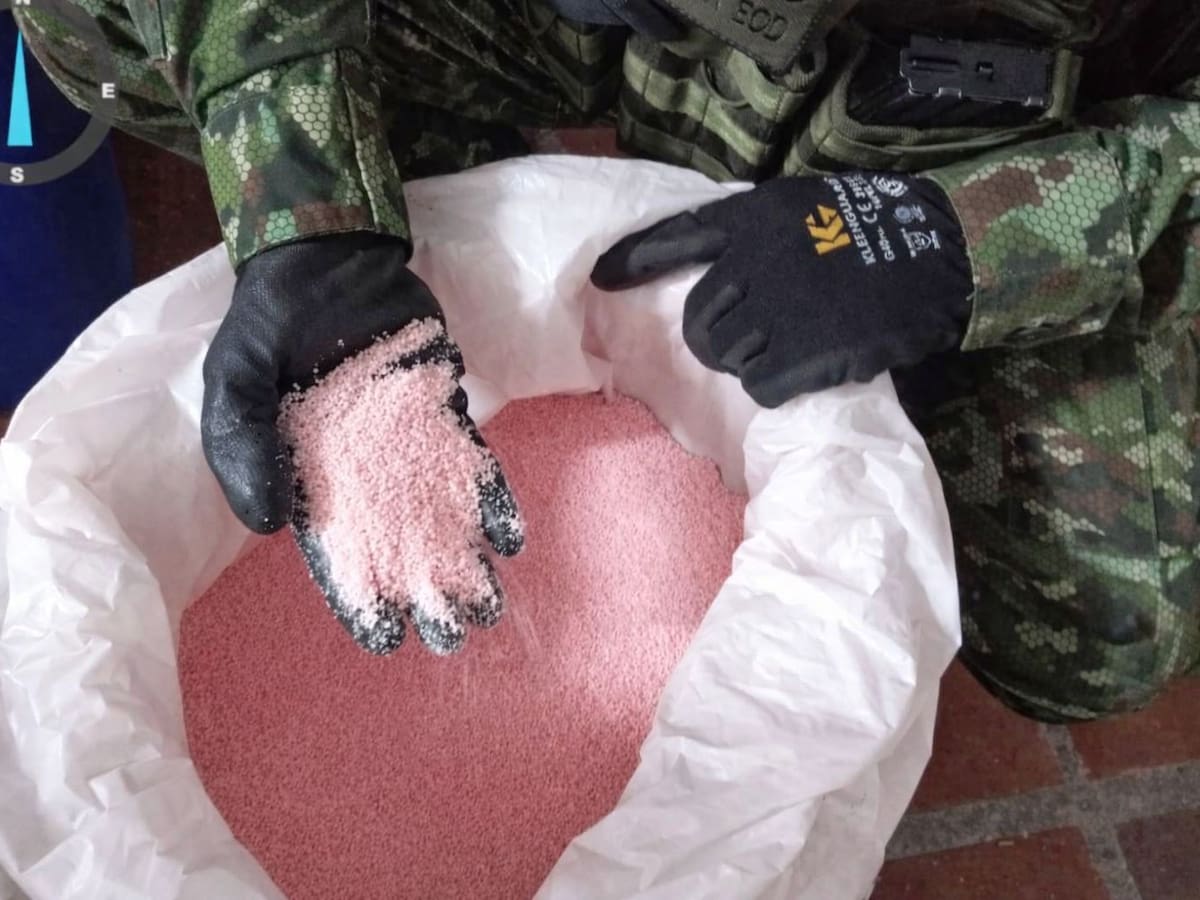 Ejército Nacional incautó material explosivo y capturó a un sujeto en Santa Rosa del Sur, Bolívar