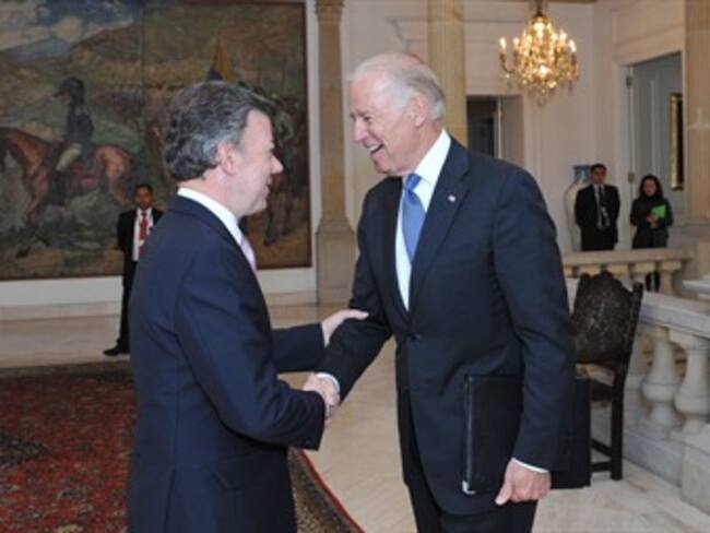 Así como apoyamos a Colombia en la guerra, lo apoyamos en la negociación: Joe Biden