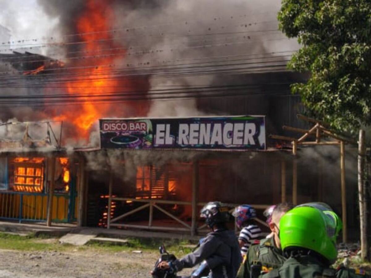 Millonarias pérdidas dejó un incendio estructural