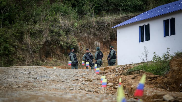 Presencia de grupos armados en Colombia incrementó 149% en los últimos años, según Fundación Pares