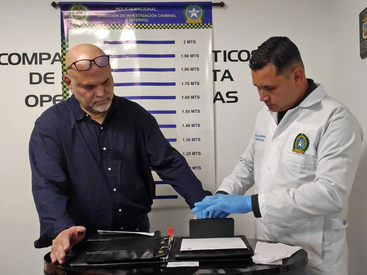 Salvatore Mancuso está arrepentido y llora con las víctimas, asegura su abogado en 6AM