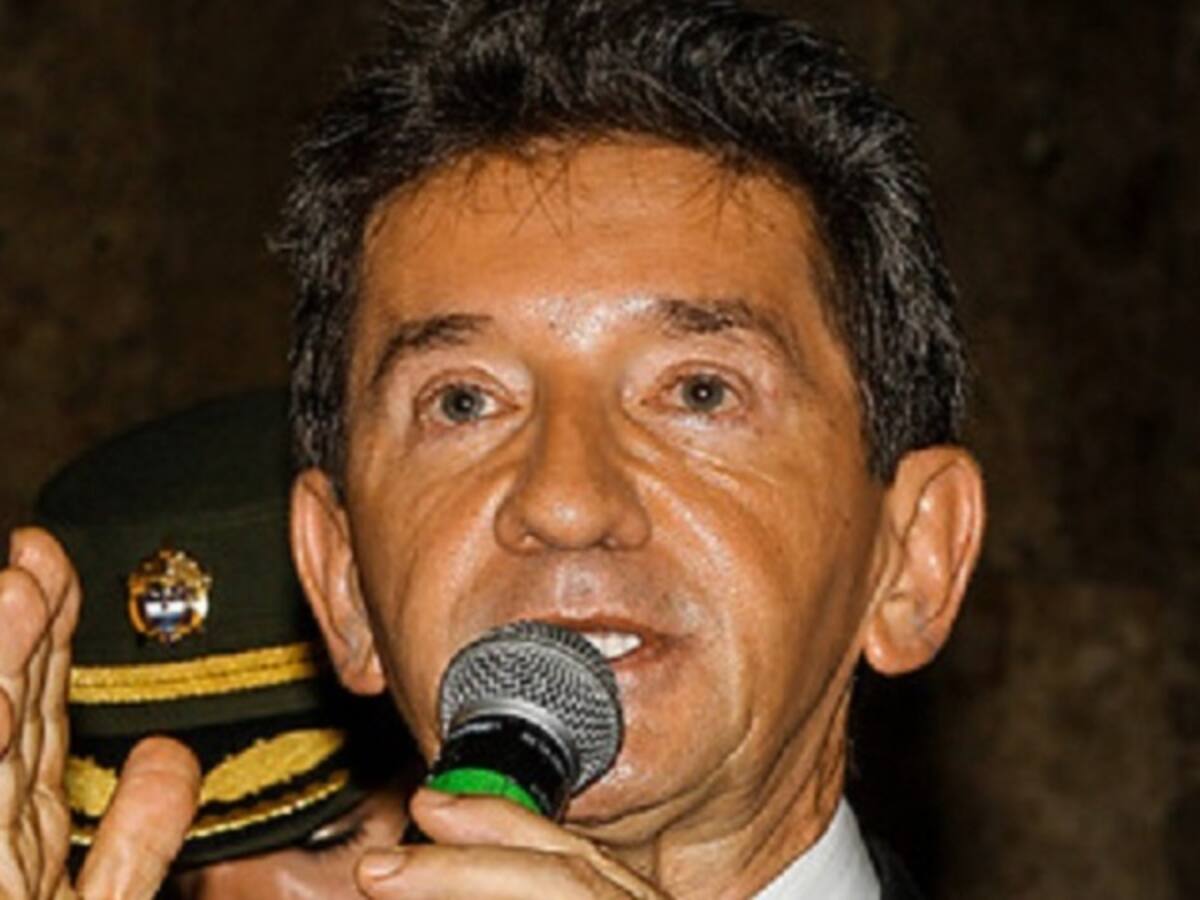 Las presiones del gobernador Luis Pérez sobre el sector Salud