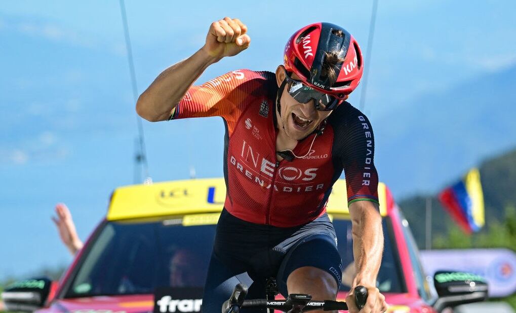 Michal Kwiatkowski gana la etapa 13 del Tour de Francia (Photo by Marco BERTORELLO / AFP) (Photo by MARCO BERTORELLO/AFP via Getty Images)