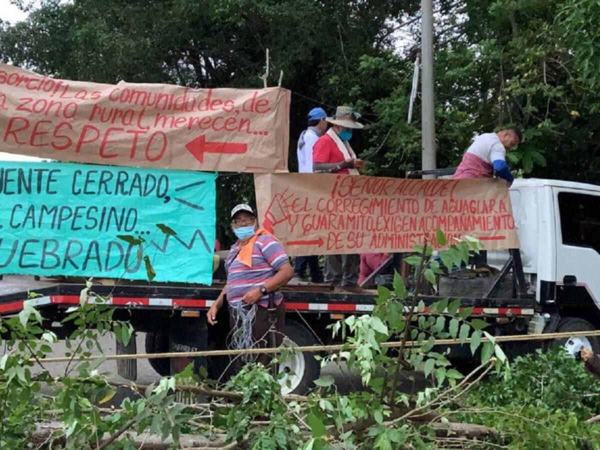Comunidad rural de Cúcuta protestó por culminación de un puente