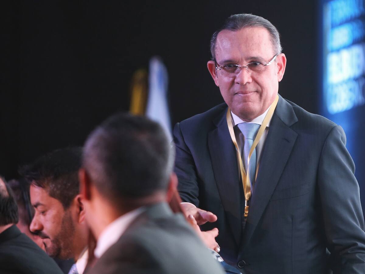 Fue decisión unánime de la bancada y del directorio del Partido Conservador: Efraín Cepeda