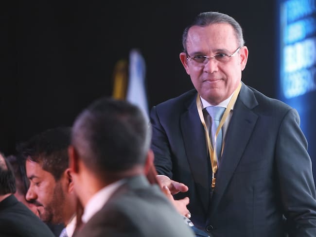 Fue decisión unánime de la bancada y el directorio del Partido Conservador: Efraín Cepeda