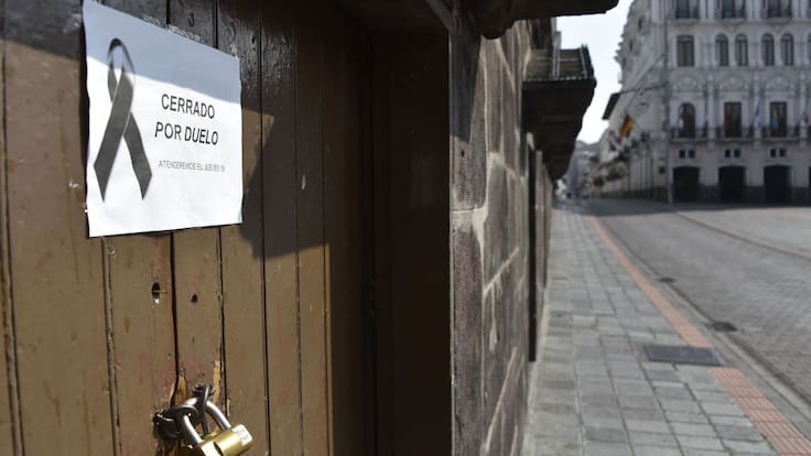 "Cuando escuché replicar de las campanas, sentí chico el corazón y el llanto rompí en llanto"
