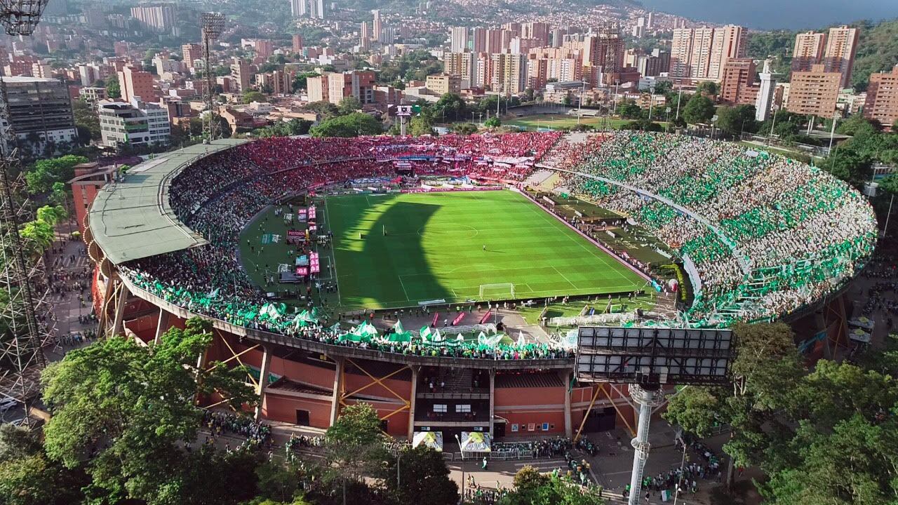 Estadio Atanasio Girardot en el clásico paisa