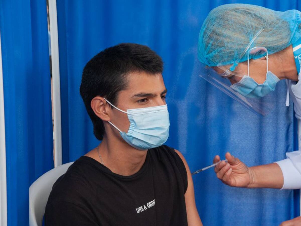 Conozca dónde vacunarse contra COVID-19 este 10 de marzo en Bogotá